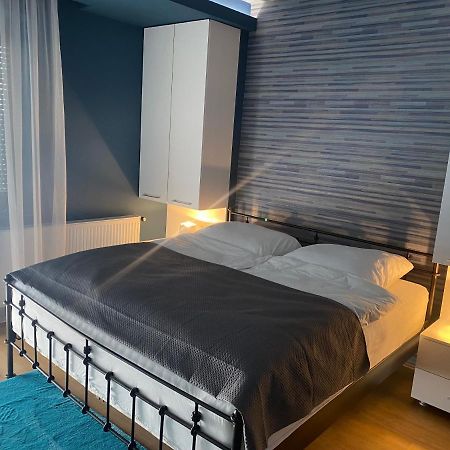 Terra Toscana Apartman Sarvar Luaran gambar