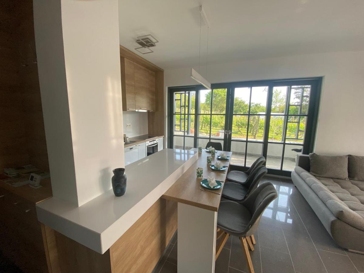Terra Toscana Apartman Sarvar Luaran gambar