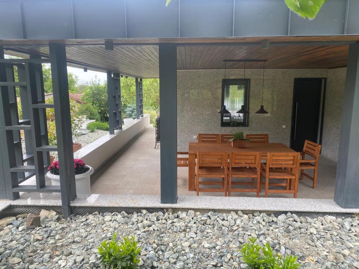 Terra Toscana Apartman Sarvar Luaran gambar