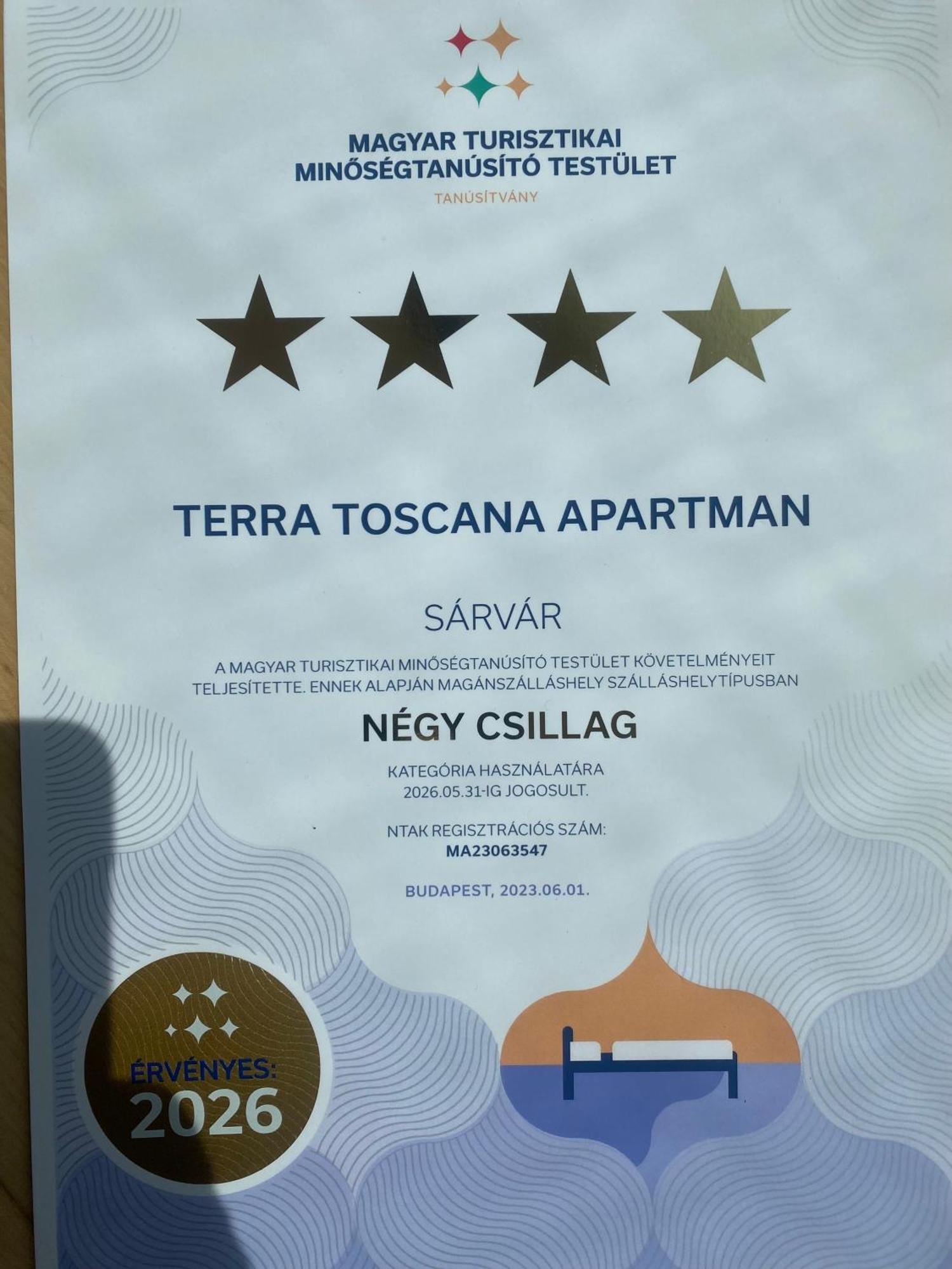 Terra Toscana Apartman Sarvar Luaran gambar